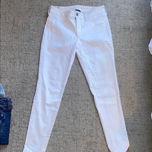 American Eagle white jeans